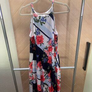 Vince Camuto dress. Floral design, Halter neck.
